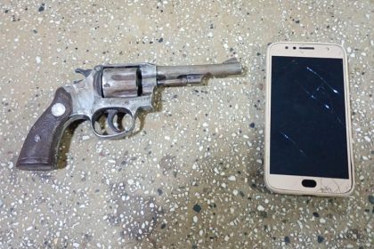 suspeito-armado-atira-em-via-publica-e-acaba-preso-pela-pm