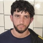 motoboy-e-preso-ao-tentar-arremessar-celulares-e-drogas-para-dentro-de-presidio