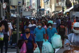 sp:-comercio-deve-faturar-5,4%-no-dia-das-maes-em-2025,-diz-fecomercio