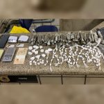 adolescentes-sao-apreendidos-com-drogas-e-materiais-para-trafico-em-itamaraju