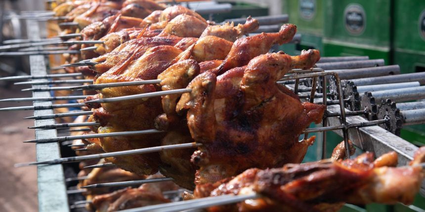 quatro-paises-reduzem-restricao-da-importacao-de-frangos-do-brasil