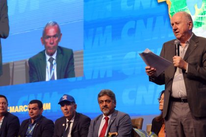 prefeitos-apresentam-carta-de-reivindicacoes-para-governo-federal