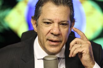 “nao-vemos-problema-em-corrigir-rota”,-diz-haddad