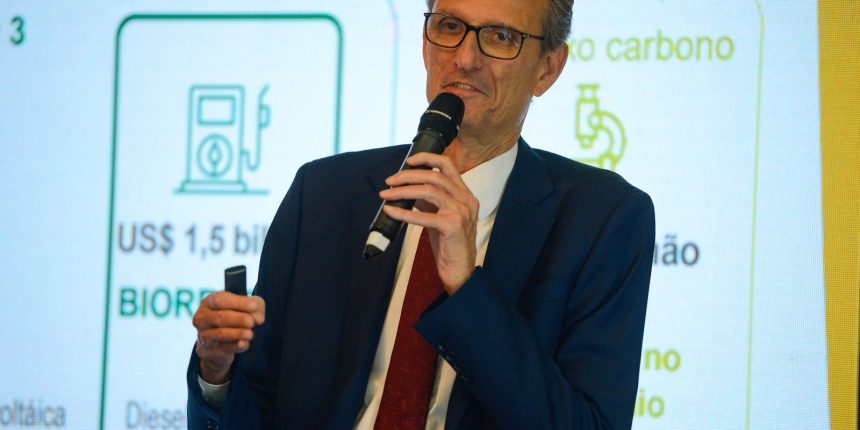 petrobras-confirma-saida-de-diretor-mauricio-tolmasquim