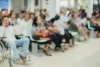 a-cada-3-minutos,-uma-pessoa-e-internada-no-brasil-por-falhas-na-saude-primaria,-diz-levantamento