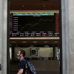 bolsa-aproxima-se-de-recorde-com-recuo-de-previa-da-inflacao