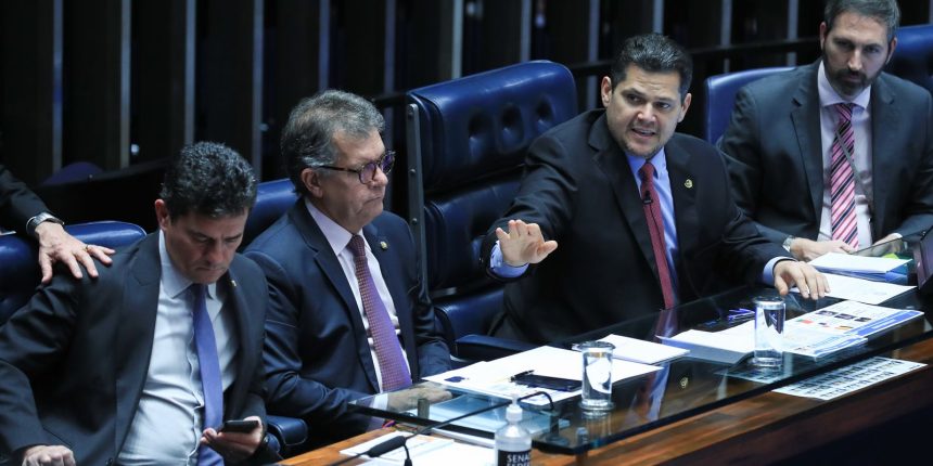 senado-aprova-pec-que-incluiu-guardas-municipais-na-seguranca-publica