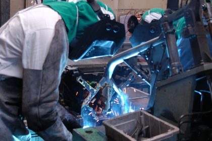 vendas-de-maquinas-e-equipamentos-sobem-13,4%-no-quadrimestre