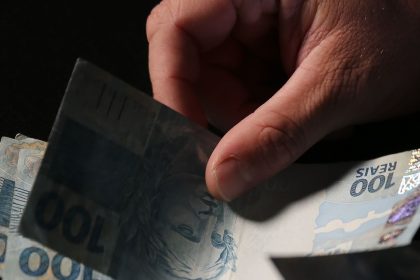 juro-do-consignado-para-setor-privado-sobe-para-59,1%-ao-ano-em-abril