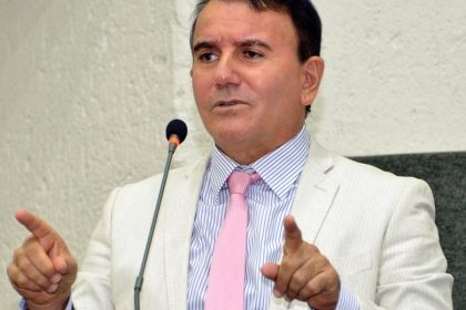 prefeito-de-palmas,-eduardo-siqueira,-e-alvo-da-operacao-sisamnes