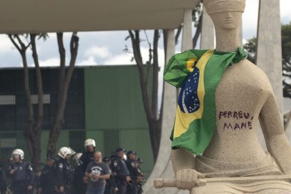8-de-janeiro:-bolsonaro-e-sete-reus-serao-interrogados-na-segunda-(9)