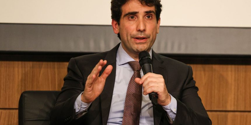 galipolo-diz-que-iof-nao-deveria-ser-usado-para-arrecadar