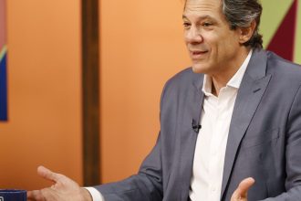 governo-prepara-mp-para-recalibrar-iof-e-aumentar-arrecadacao