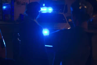 crianca-de-6-anos-aciona-pm-e-salva-mae-de-violencia-domestica-em-sp