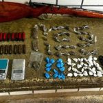 rondesp-apreende-drogas-e-arma-artesanal-em-teixeira-de-freitas
