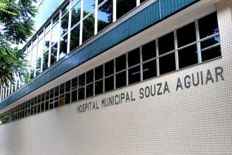 unidades-de-saude-do-rio-terao-placas-com-textos-criticos-ao-aborto