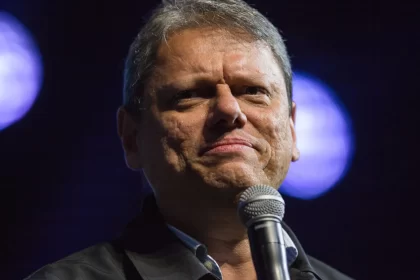 gestao-tarcisio-tenta-mudar-carreira-de-pesquisador,-mas-categoria-protesta