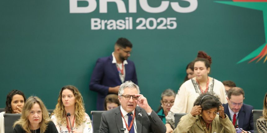 brasil-quer-se-consolidar-como-polo-de-vacinas-com-rna-mensageiro
