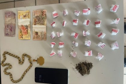 suspeito-de-trafico-e-preso-pela-pm-em-nova-vicosa