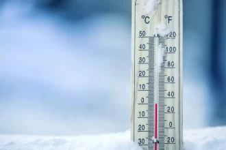 frio-intenso:-santa-catarina-registra-8oc;-estradas-e-‘paredao’-ficam-congelados