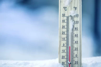 frio-intenso:-santa-catarina-registra-8oc;-estradas-e-‘paredao’-ficam-congelados