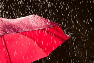 inmet-emite-alerta-vermelho-para-volume-de-chuvas-no-rs