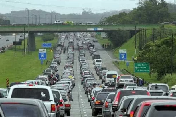 saiba-piores-horarios-para-pegar-estrada-no-feriado-de-corpus-christi