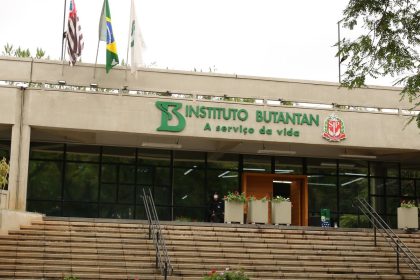 butantan-se-prepara-para-testar-vacina-contra-gripe-aviaria-em-humanos