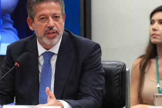 lira-amplia-reducao-parcial-de-ir-para-quem-ganha-ate-r$-7.350