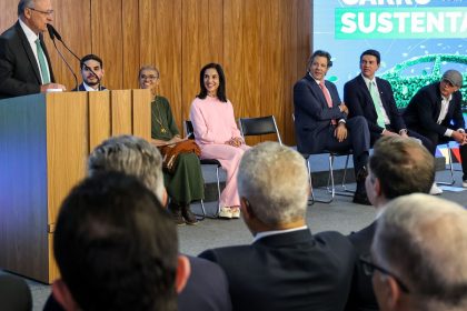 governo-cria-ipi-verde-e-zera-imposto-para-carros-sustentaveis