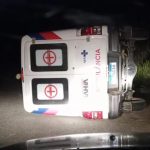 ambulancia-da-prefeitura-de-jucurucu-tomba-em-rodovia-entre-bahia-e-minas-gerais