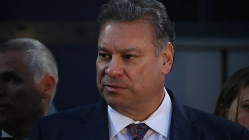 governo-reconvoca-chefe-da-embaixada-dos-eua-e-devolve-carta-de-trump