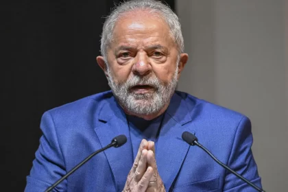 lula-diz-que,-quando-tenta-tributar-milionarios,-ha-‘rebeliao’