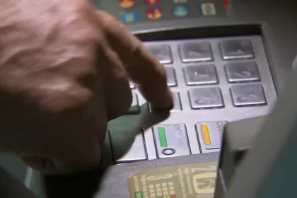 bancos-lancam-pacotes-nao-bancarios-para-amenizar-queda-de-receita-com-tarifas