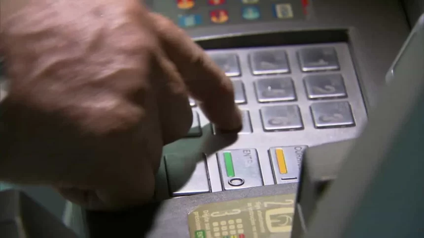 bancos-lancam-pacotes-nao-bancarios-para-amenizar-queda-de-receita-com-tarifas