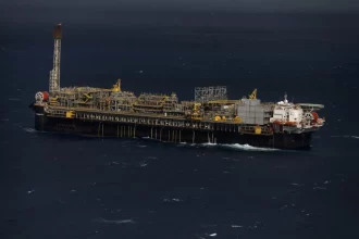 preco-do-petroleo-tende-a-subir-com-ataque-dos-eua-ao-ira,-afirma-durigan