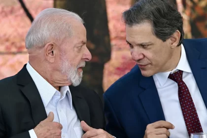 lula-defende-haddad,-diz-que-aumento-do-iof-e-justo-e-que-nao-da-para-ceder-sempre