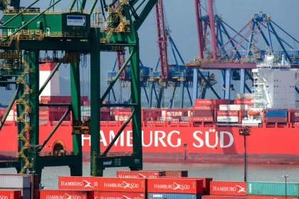 exportacoes-do-japao-caem-pela-primeira-vez-em-oito-meses-por-impacto-das-tarifas