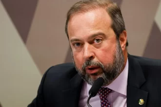 ministro-defende-gas-mais-barato-para-reindustrializacao-do-pais