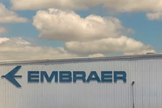 eve,-da-embraer,-anuncia-acordo-de-r$-1,3-bilhao-por-carros-voadores