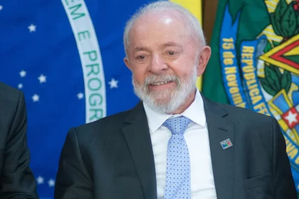 fim-da-escala-6×1-e-‘projeto’-mais-conhecido-do-governo-lula,-mas-segue-parada-na-camara