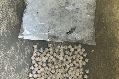 caema-prende-homem-por-trafico-de-drogas-no-bairro-teixeirinha 