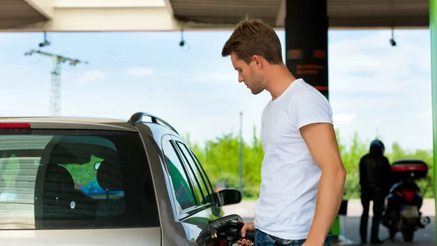 gasolina-fica-5,6%-mais-barata-para-distribuidoras-e-deve-impactar-inflacao