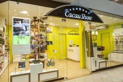 franqueados-da-cacau-show-relatam-clima-de-medo,-taxas-e-dividas
