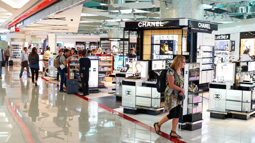 governo-federal-gastou-r$-3,5-bi-em-viagens-sob-sigilo-para-servidores-desde-2014