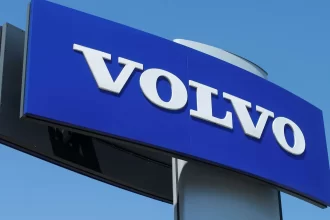 volvo-anuncia-corte-de-3-mil-empregos-para-reduzir-custos