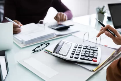 iof-mais-alto:-saiba-o-que-mudou-no-credito,-cambio-e-seguros