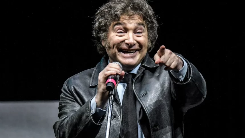 milei-elogia-sonegadores-e-sugere-que-falta-talento-a-argentino-que-paga-impostos