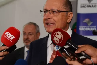 governo-quer-reduzir-custos-do-vale-alimentacao,-diz-alckmin