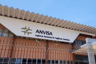 anvisa-proibe-comercializacao-de-medicamentos-e-complemento-alimentar